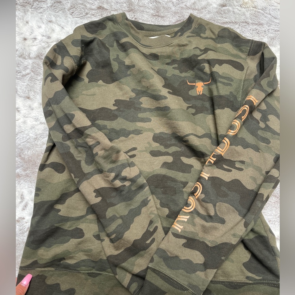 Rust n dust long sleeve pullover